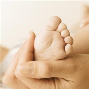 Image of a baby's foot after Pregnancy and Bulimia