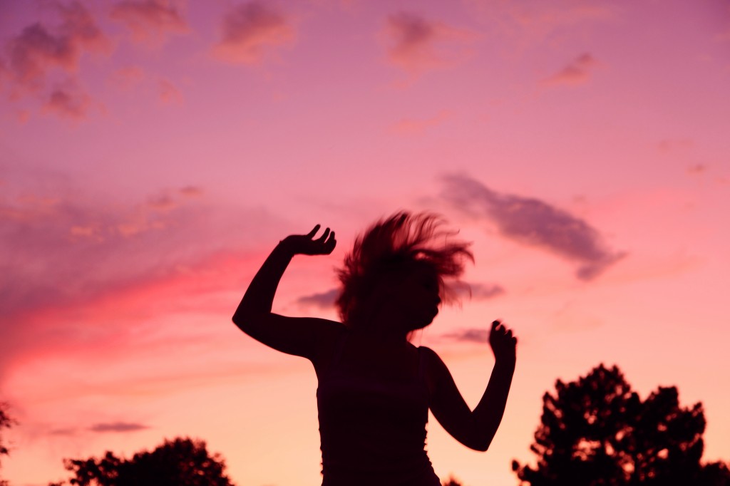 Girl dancing in Movement Recovery