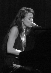 Fiona_Apple_Oct_2012