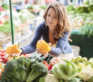 Young woman on meal plan at  the market