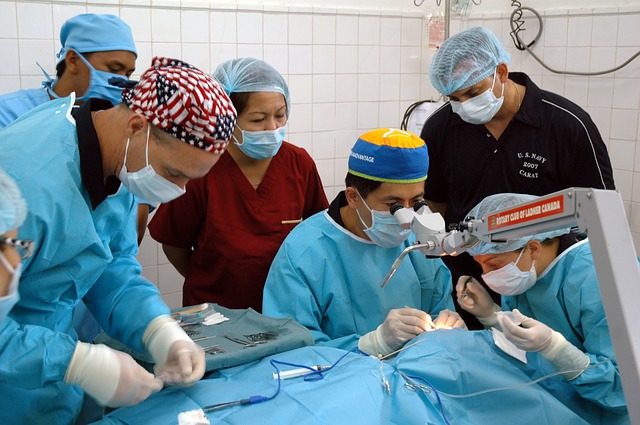 Doctors doing Bariatric Surgery