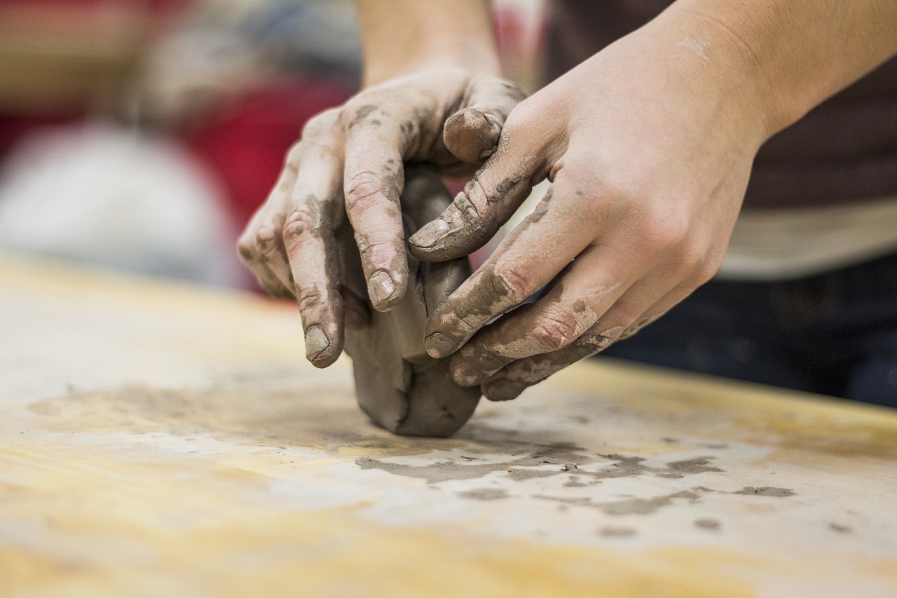 Art Therapy For Eating Disorder Recovery While In College
