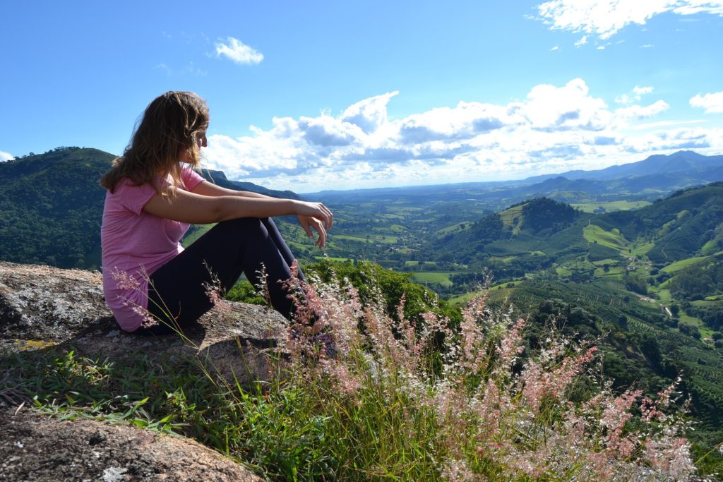 Woman sitting in desert struggling with Bulimia Nervosa